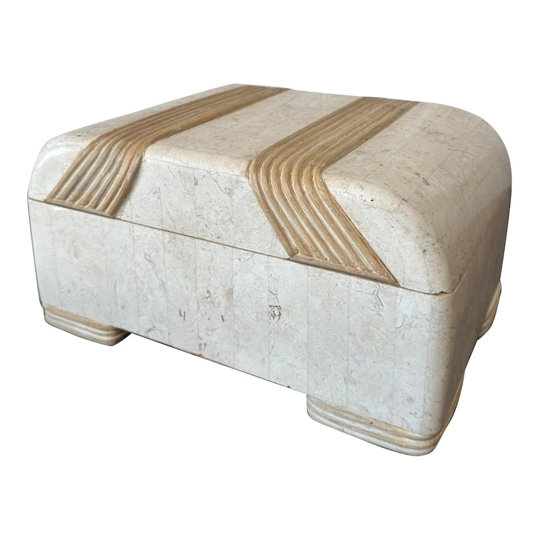 Almond Rattan Box with Reed Accent and Tessellated Design: Almond Rattan Box with Reed Accent and Tessellated Design This vintage box features a tessellated stone exterior complemented by reed detailing, offering a blend of natural materials and geometric des