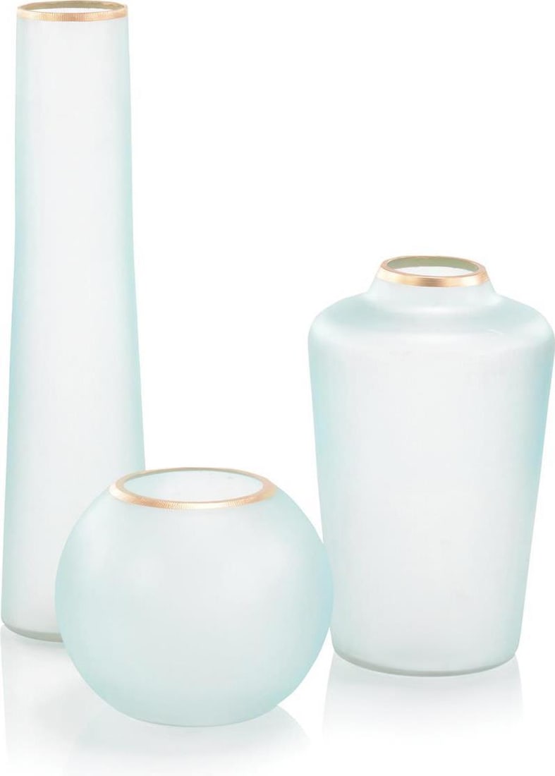 John-Richard Whisper Blue Glass Vase Set of 3: John-Richard Whisper Blue Glass Vase Set of 3 Enhance your decor with this elegant trio of Whisper Blue glass vases. Featuring a stunning transitional style, these vases are perfect for showcasing flo