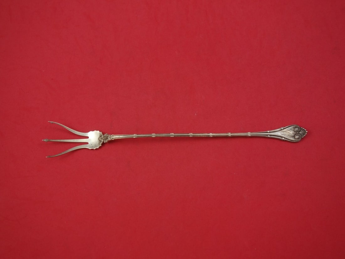 Whiting Empire Sterling Silver Lettuce Fork 9 1/4 Serving Silverware: Whiting Empire Sterling Silver Lettuce Fork 9 1/4 Serving Silverware This elegant 9 1/4" lettuce fork, crafted from sterling silver, showcases the timeless Empire pattern by Whiting. A perfect additio