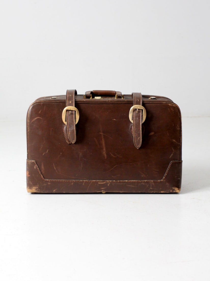 Classic Vintage Brown Leather Suitcase with Brass Accents (1 of 10)