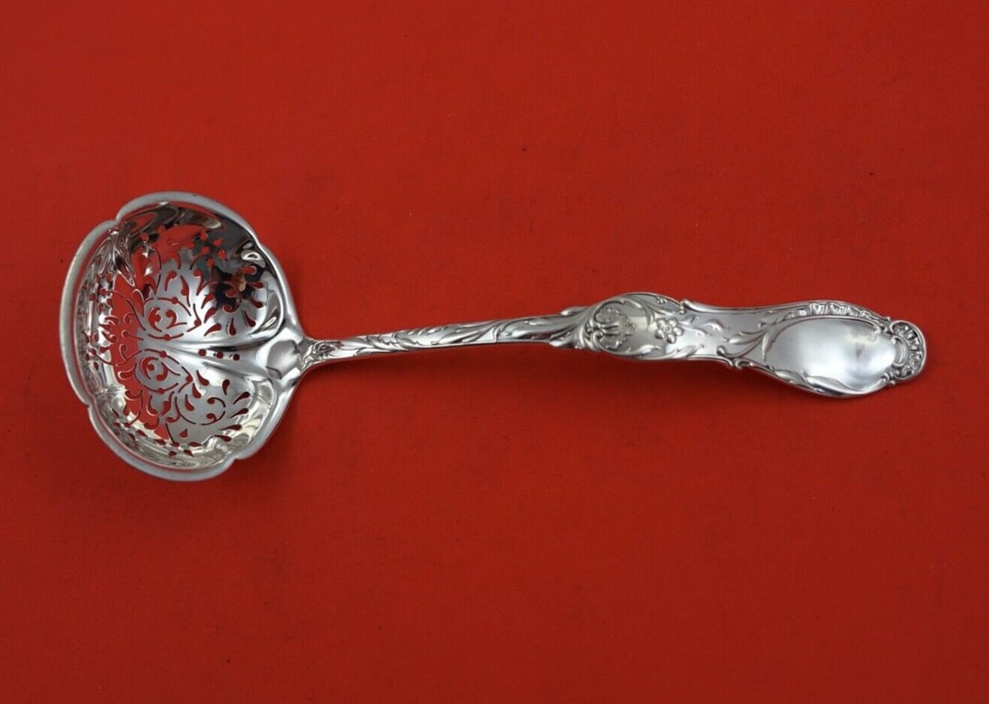 Gorham Rouen Sterling Silver Sugar Sifter Ladle 7 1/8 inch: Gorham Rouen Sterling Silver Sugar Sifter Ladle 7 1/8 inch This large sugar sifter ladle from the Rouen pattern by Gorham is crafted from high-quality sterling silver, measuring 7 1/8 inches. The ladl