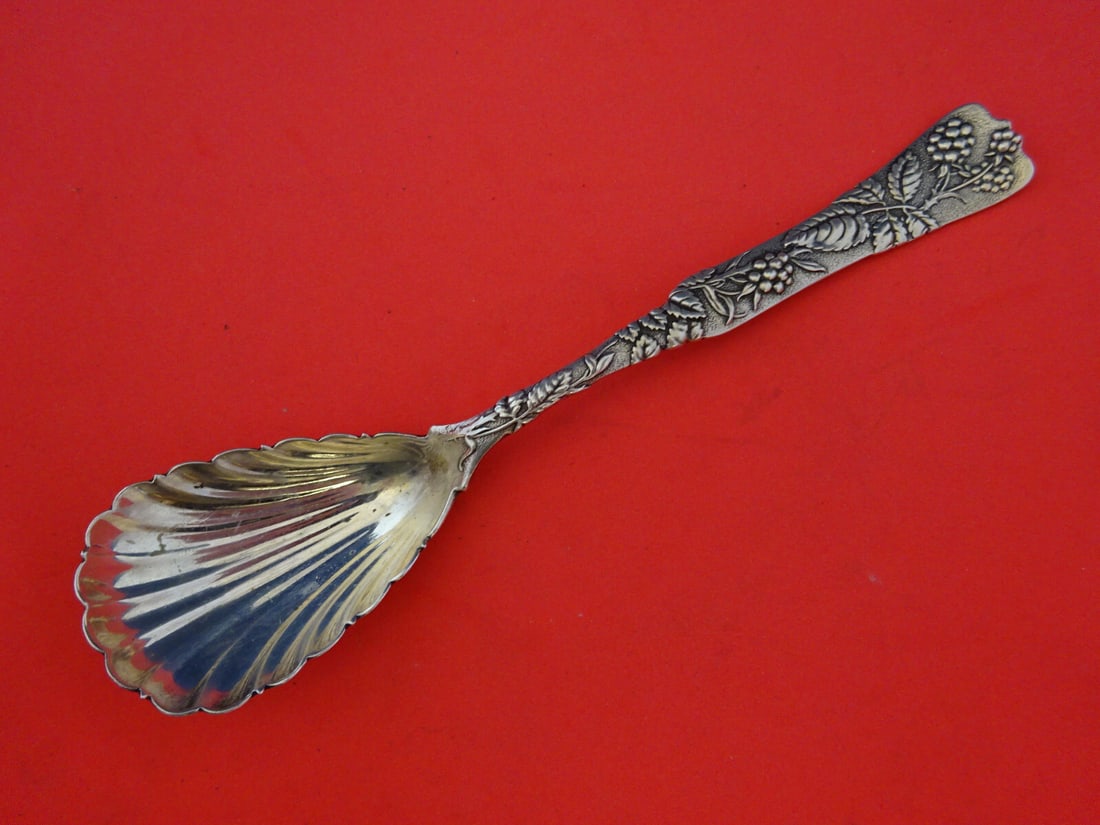 Tiffany & Co. Vine Sterling Silver Preserve Spoon Shell Bowl Raspberry Motif: Tiffany & Co. Vine Sterling Silver Preserve Spoon Shell Bowl Raspberry Motif This exquisite serving spoon from the Vine pattern by Tiffany & Co. is crafted from sterling silver and features a charming
