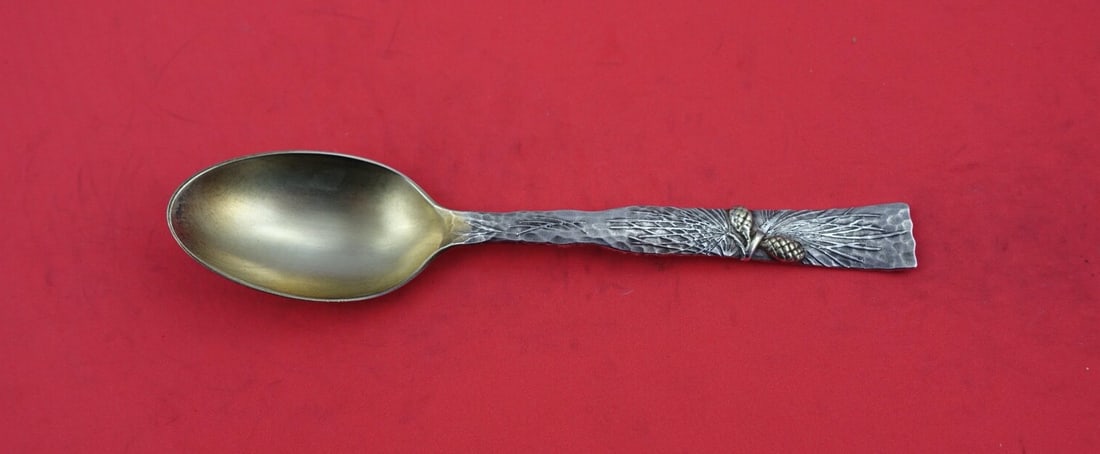 Tiffany & Co Sterling Silver Teaspoon Lap Over Edge Mixed Metals 6 Inch: Tiffany & Co Sterling Silver Teaspoon Lap Over Edge Mixed Metals 6 Inch This exquisite sterling silver teaspoon from Tiffany & Co. features the elegant Lap Over Edge Mixed Metals pattern. Measuring 6