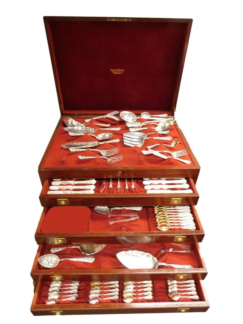 283-Piece Gorham Cluny Sterling Silver Flatware Set with Vintage Storage Chest (1 of 12)