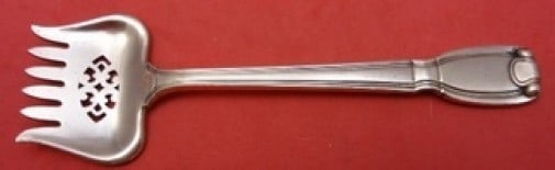 Rare Tiffany & Co Castilian Copper Sardine Fork One-Of-A-Kind: Rare Tiffany & Co Castilian Copper Sardine Fork One-Of-A-Kind This rare sardine fork from the Castilian pattern by Tiffany & Co. is a one-of-a-kind copper sample, showcasing exquisite craftsmanship fr