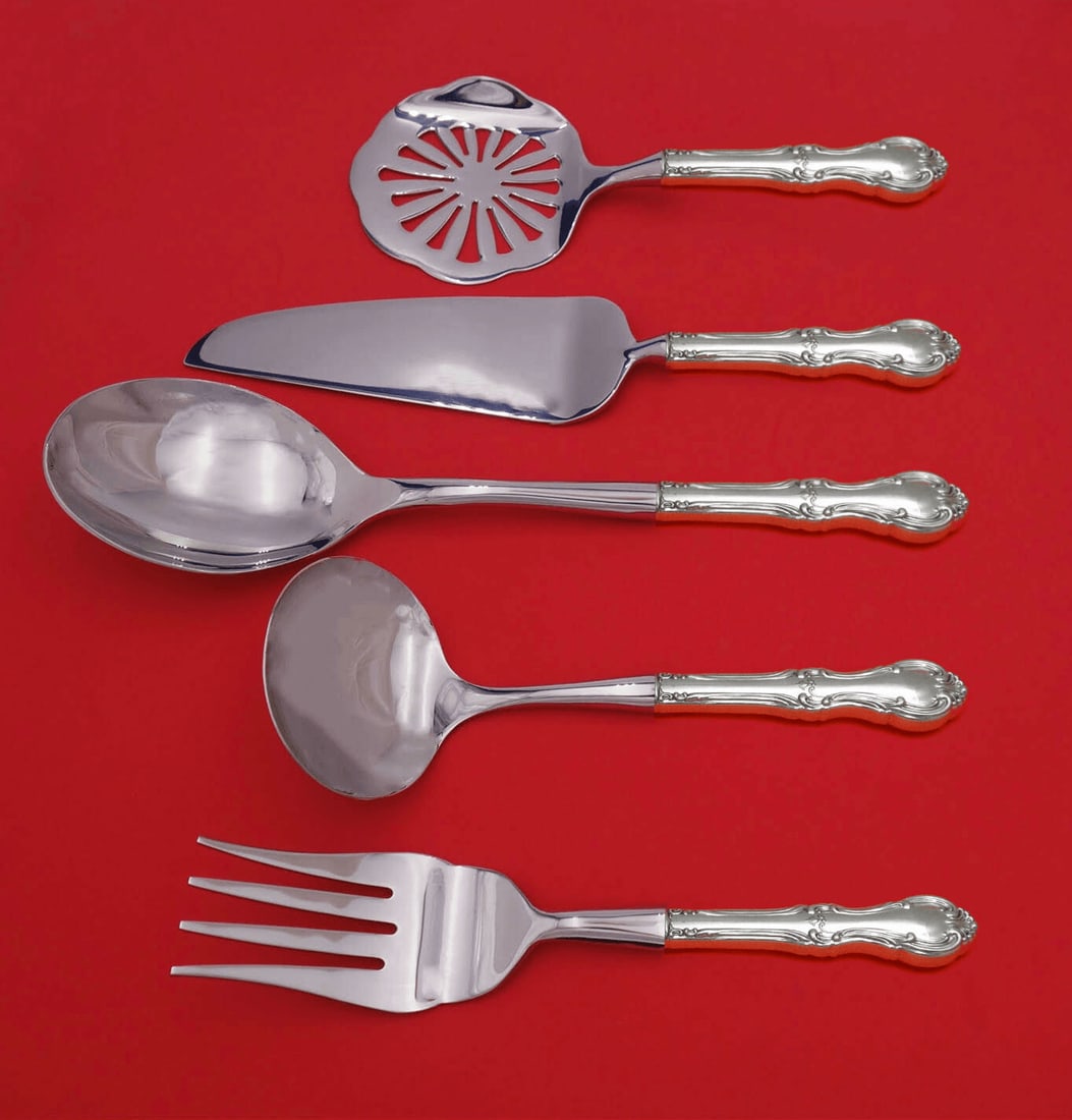 International Sterling Joan of Arc 5pc Thanksgiving Hostess Set: International Sterling Joan of Arc 5pc Thanksgiving Hostess Set Enhance your holiday dining with this exquisite 5-piece Hostess Set in the Joan of Arc pattern by International Sterling. Crafted from s