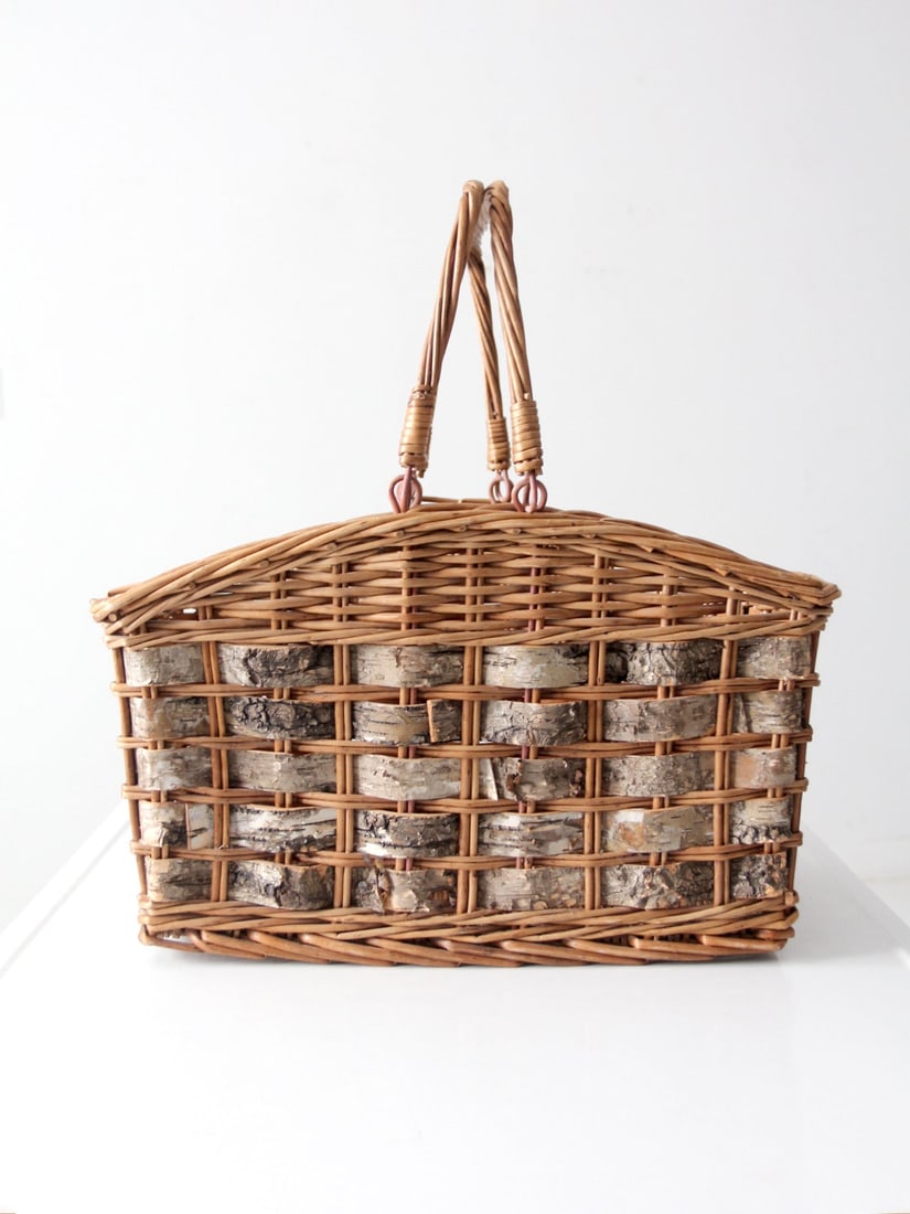 Rustic Vintage Wicker Birch Bark Basket with Double Handles: Rustic Vintage Wicker Birch Bark Basket with Double Handles Discover the charm of this vintage handmade basket, expertly crafted from woven wicker with elegant inset panels of natural birch bark. Its