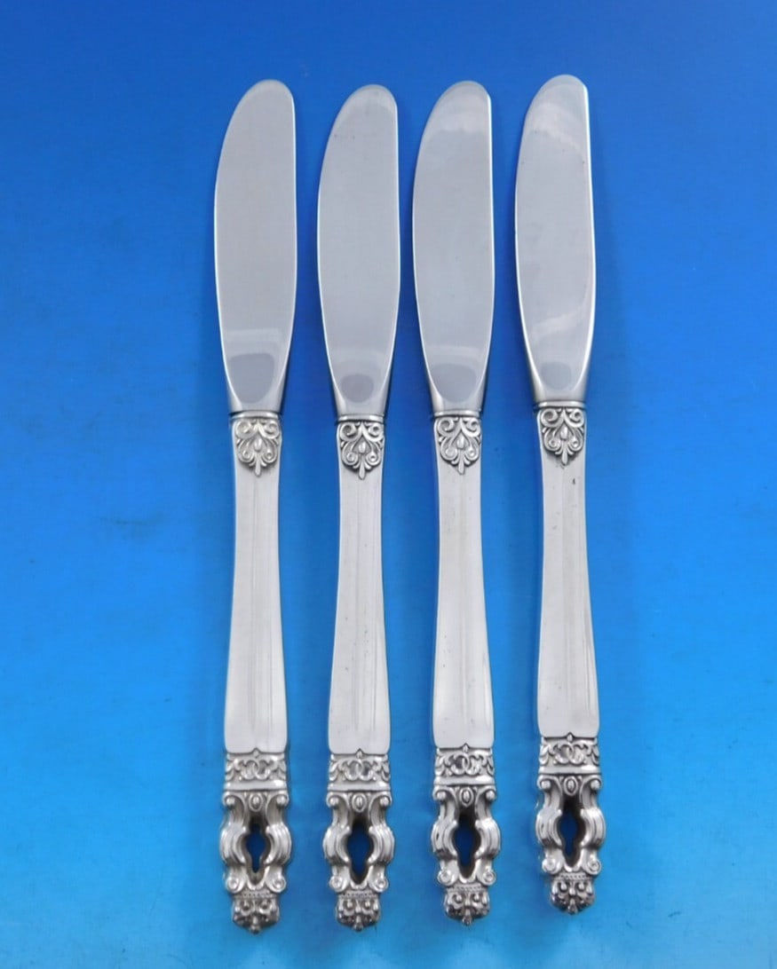 Gorham Sovereign Hispana Sterling Silver Butter Spreaders Set of 4: Gorham Sovereign Hispana Sterling Silver Butter Spreaders Set of 4 Enhance your dining experience with this exquisite set of 4 butter spreaders from Gorham's Sovereign Hispana pattern. Made from high-