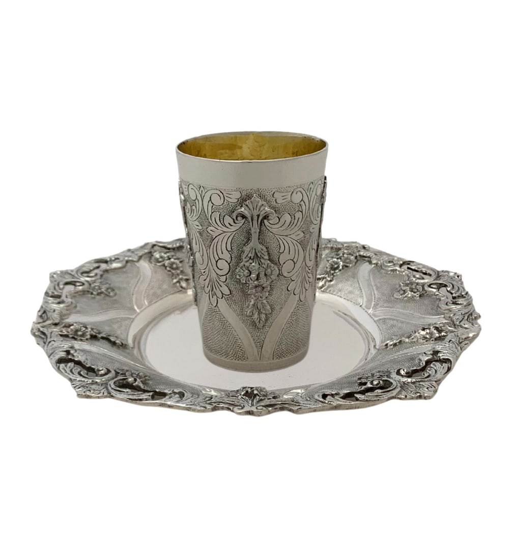 Handmade 925 Sterling Silver Floral Cup & Tray Set: Handmade 925 Sterling Silver Floral Cup & Tray Set This exquisite set features a fine 925 sterling silver cup and tray, meticulously handmade in Turkey. The cup showcases intricate floral ornate swirl