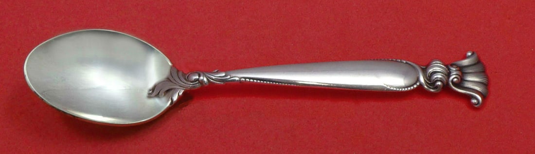 Wallace Sterling Silver Romance of the Sea Infant Feeding Spoon 6": Wallace Sterling Silver Romance of the Sea Infant Feeding Spoon 6" This custom-made infant feeding spoon by Wallace is crafted from high-quality sterling silver and features the elegant "Romance of th