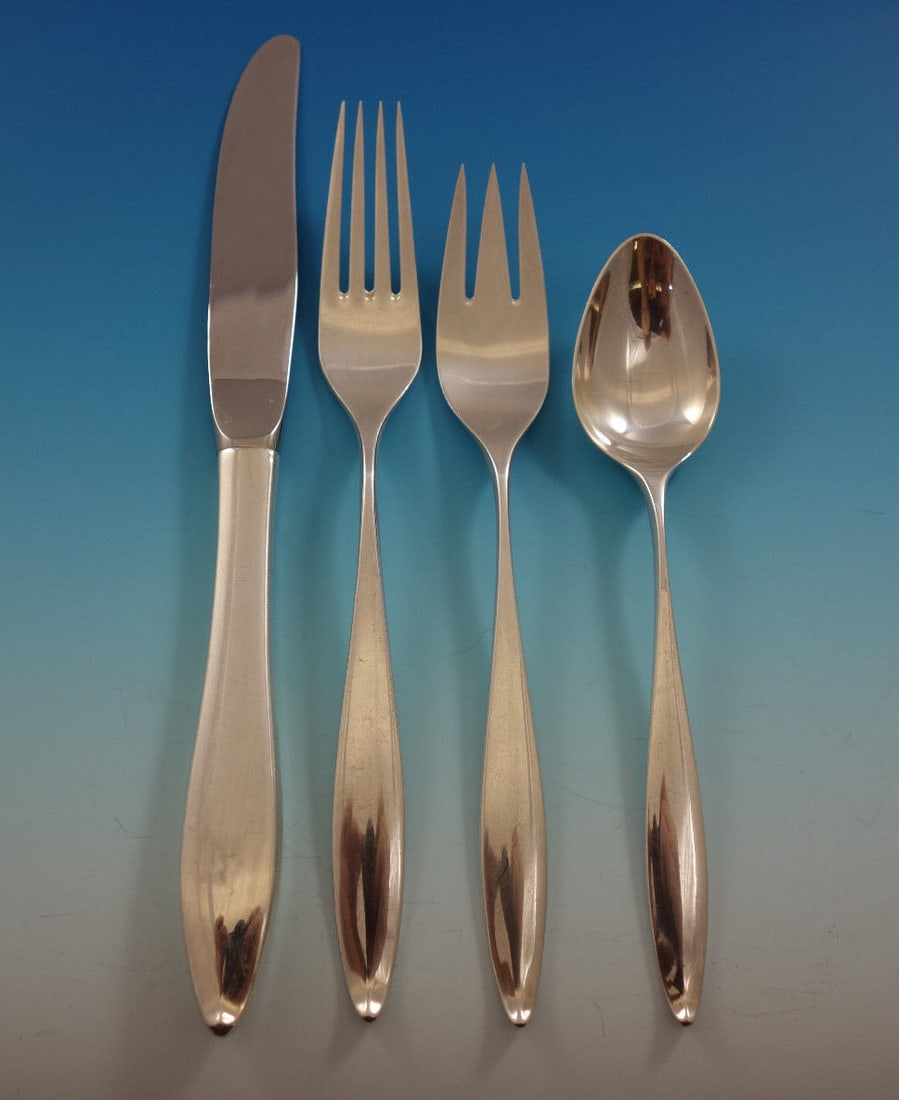 Towle Vespera Sterling Silver Flatware Set for 8 34 Pieces Mid-Century Modern: Towle Vespera Sterling Silver Flatware Set for 8 34 Pieces Mid-Century Modern Elevate your dining experience with the Vespera by Towle Sterling Silver Flatware Set, designed for service for 8. This ex
