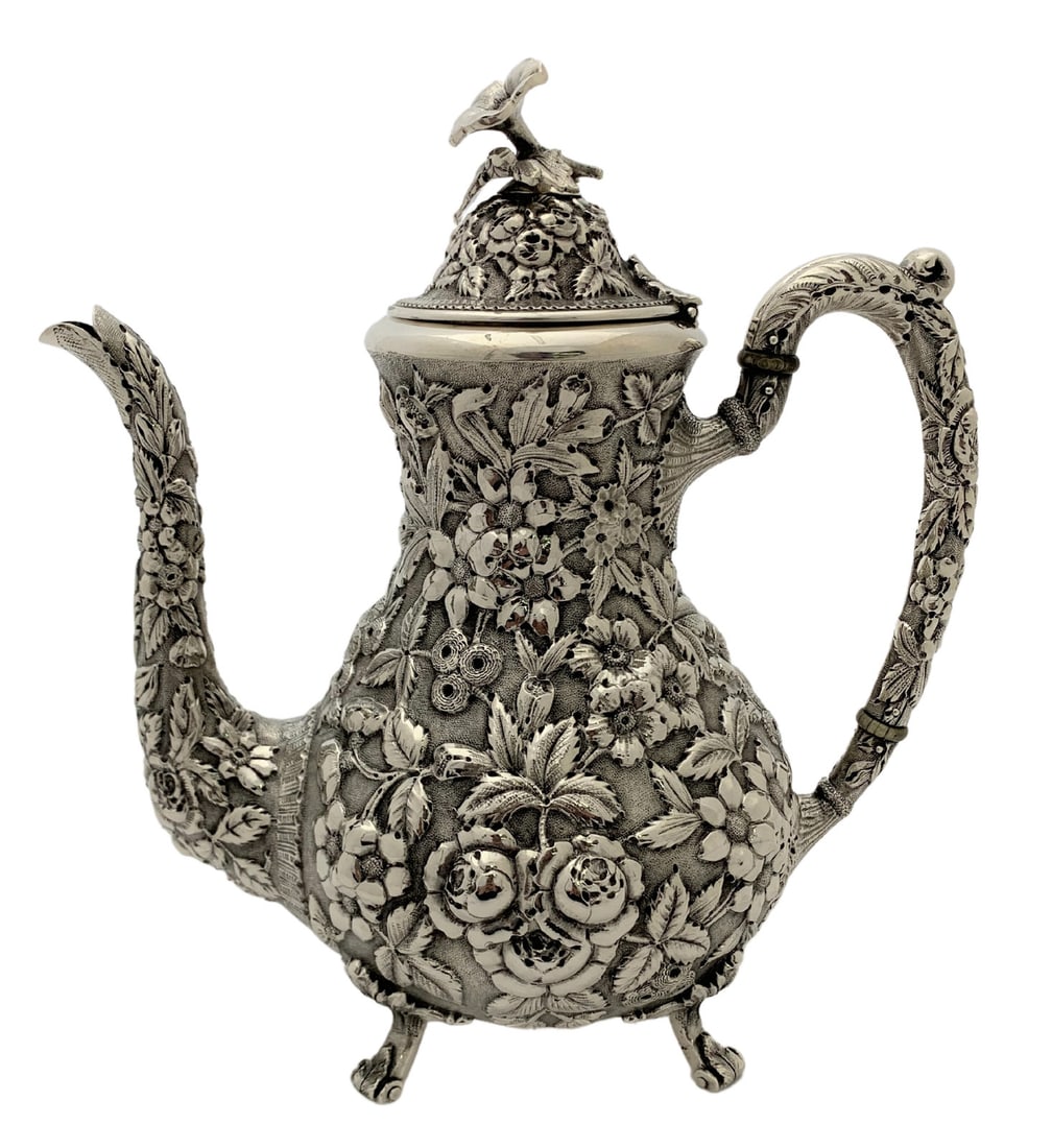 Antique 925 Sterling Silver Handmade Floral Chased Coffee Tea Pot: Antique 925 Sterling Silver Handmade Floral Chased Coffee Tea Pot This exquisite antique coffee and tea pot, also suitable as an oil pitcher, is crafted from 925 sterling silver, showcasing intricate