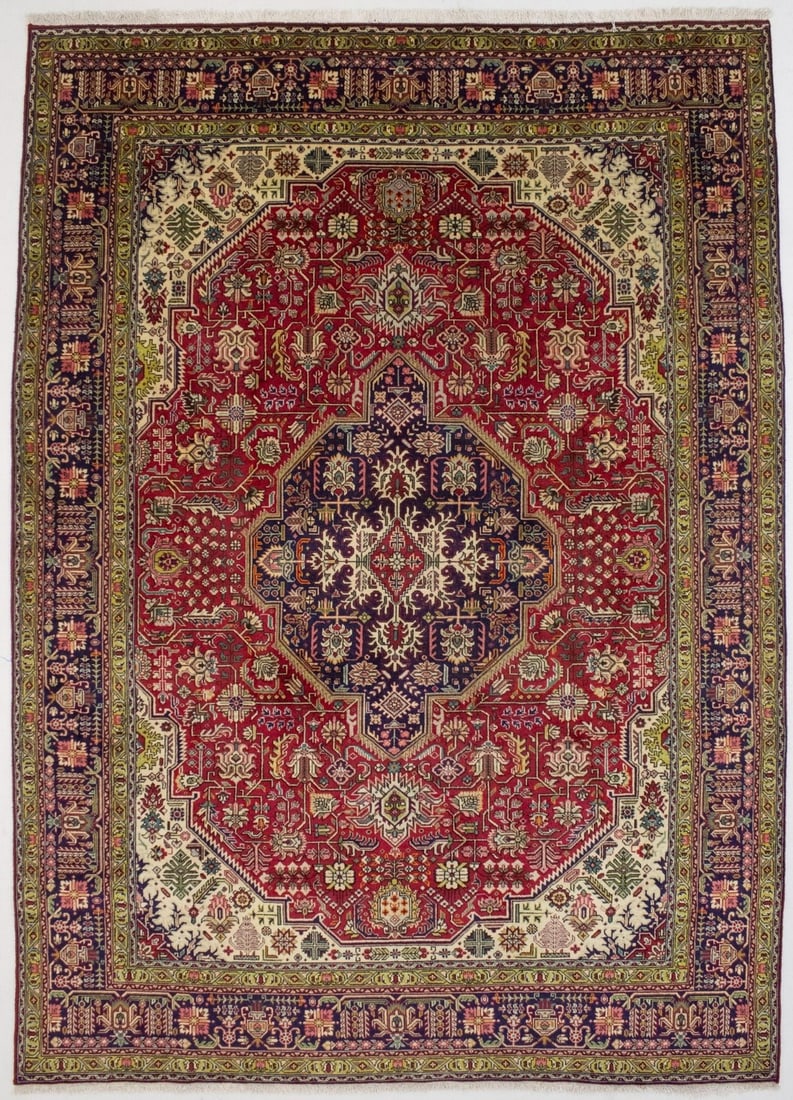 Vintage Handmade Oriental Rug 8x11 Floral Geometric Wool Carpet: Vintage Handmade Oriental Rug 8x11 Floral Geometric Wool Carpet Enhance your home decor with this exquisite handmade vintage Oriental rug, measuring 8'0" x 11'1". Featuring a stunning floral and geome