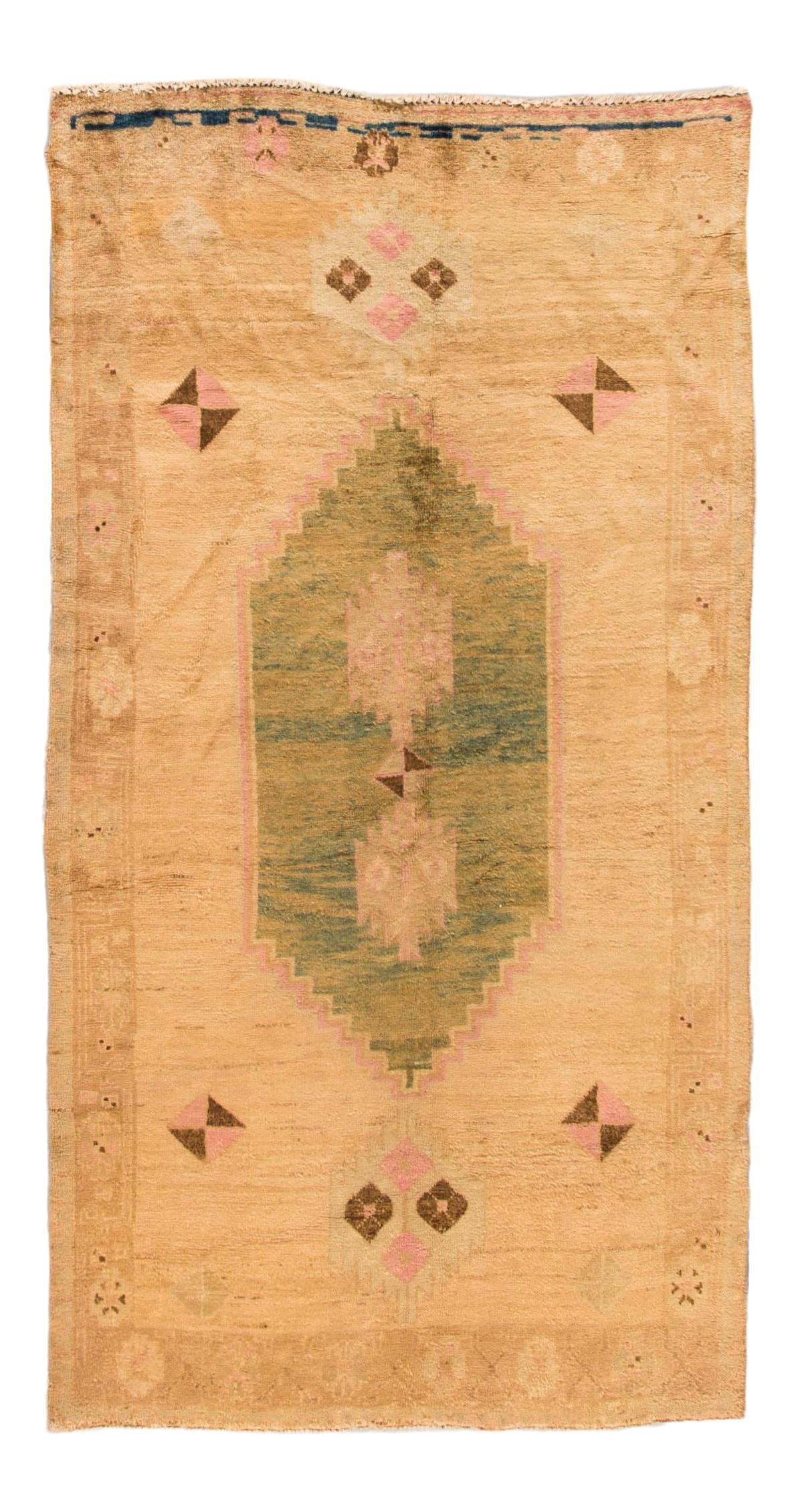 Mid-20th Century Vintage Persian Oushak Wool Rug 4'9" X 8'10" Geometric Medallion: Mid-20th Century Vintage Persian Oushak Wool Rug 4'9" X 8'10" Geometric Medallion Discover the beauty of this vintage hand-knotted Turkish Oushak rug, featuring a stunning geometric medallion motif. W