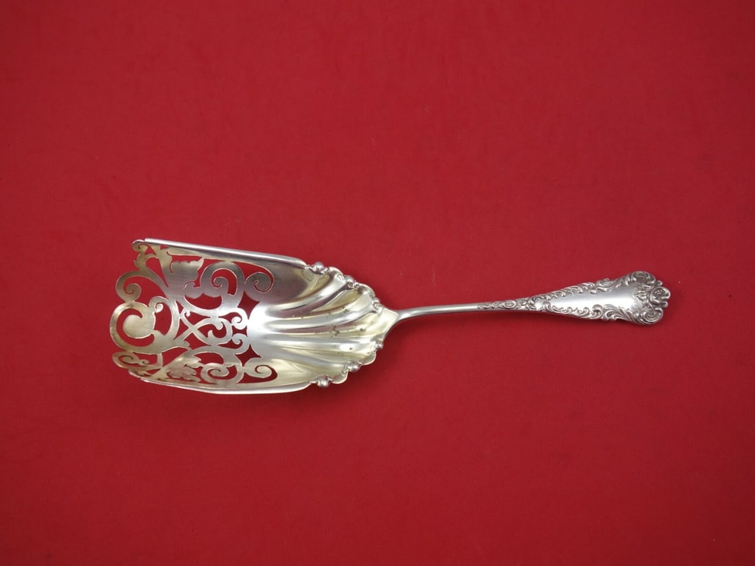 Knowles Argo Sterling Silver 8 3/4 Inch Cracker Scoop Serving Piece: Knowles Argo Sterling Silver 8 3/4 Inch Cracker Scoop Serving Piece Presenting the Argo by Knowles Sterling Silver Cracker Scoop, a beautifully crafted serving piece measuring 8 3/4 inches. This elega