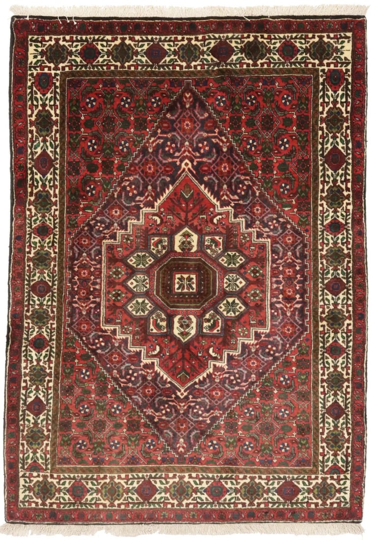 Vintage Bidjar Wool Rug Hand-Knotted Floral Pattern 3'3 x 4'8: Vintage Bidjar Wool Rug Hand-Knotted Floral Pattern 3'3 x 4'8 This handmade Bidjar Oriental rug features a scarlet red background with an intricate floral design, adding a touch of vintage charm to an