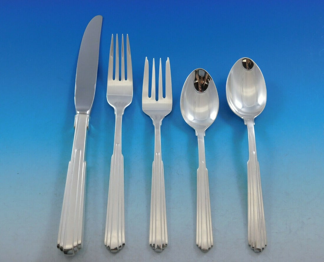Kirk Paramount Sterling Silver Flatware Set for 8 40 Pieces Mid-Century Modern: Kirk Paramount Sterling Silver Flatware Set for 8 40 Pieces Mid-Century Modern Enhance your dining experience with this exquisite Paramount by Kirk Sterling Silver Flatware Set, designed for 8 and com