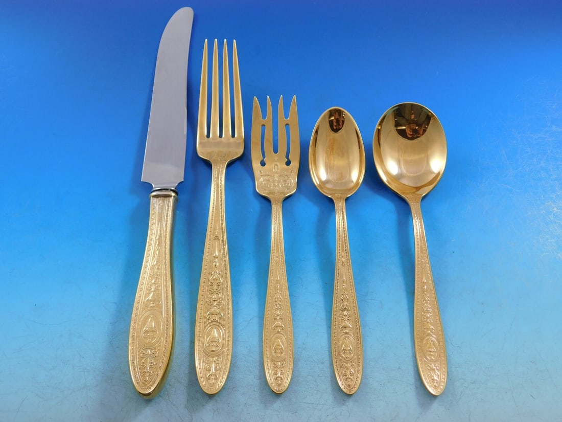 Wedgwood Gold International Sterling Silver Flatware Set 61 pcs: Wedgwood Gold International Sterling Silver Flatware Set 61 pcs Experience the elegance of the Wedgwood Gold pattern by International Sterling Silver, a stunning flatware service set that embodies cla
