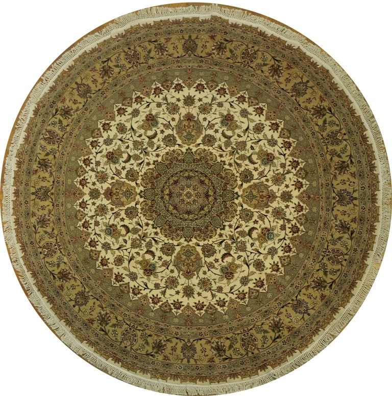 8.3 x 8.3 Handmade Wool and Silk Rug Fine Quality Artisanal Weave: 8.3 x 8.3 Handmade Wool and Silk Rug Fine Quality Artisanal Weave Free continental US Shipping This 8.3 x 8.3 handmade rug is expertly crafted from a blend of quality wool and silk. Featuring hand-kno