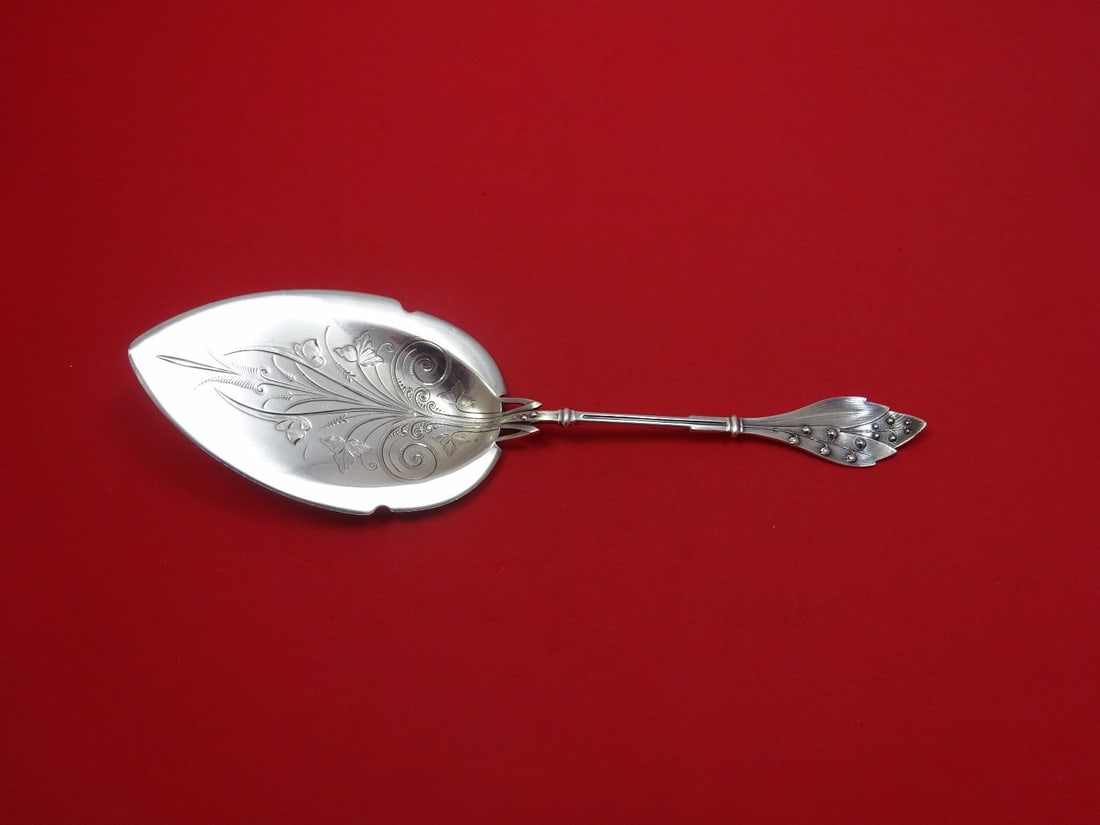 Wood & Hughes Lily of the Valley Sterling Silver Pie Server 10 1/4 in: Wood & Hughes Lily of the Valley Sterling Silver Pie Server 10 1/4 in This elegant pie server features the beautiful Lily of the Valley pattern by Wood & Hughes. Crafted from high-quality sterling sil