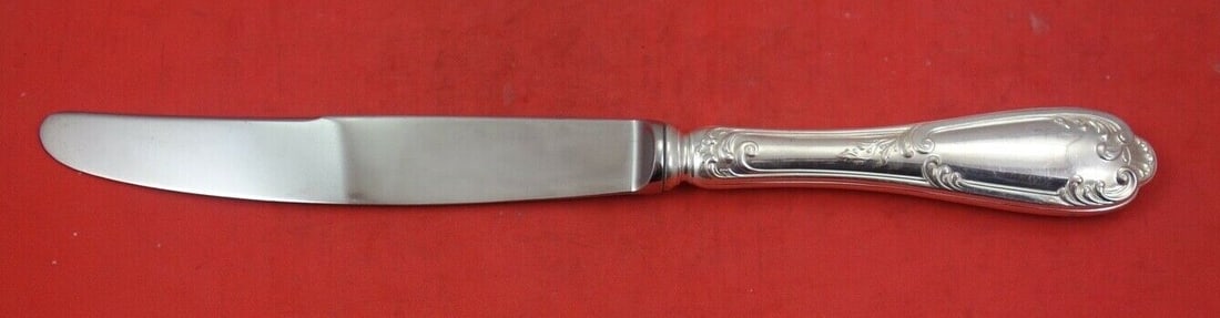 Venezia Sterling Silver Dinner Knife by Wallace-Italy 9 7/8 Inch Modern Flatware: Venezia Sterling Silver Dinner Knife by Wallace-Italy 9 7/8 Inch Modern Flatware Elevate your dining experience with this exquisite dinner knife from the Venezia pattern by Wallace-Italy. Crafted from