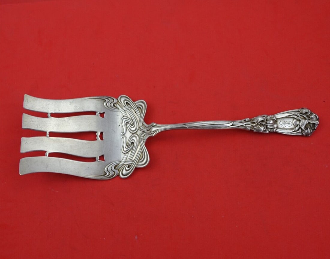Durgin-Gorham Iris Sterling Silver 10 Inch Asparagus Serving Fork: Durgin-Gorham Iris Sterling Silver 10 Inch Asparagus Serving Fork The Iris by Durgin-Gorham Sterling Silver Asparagus Fork is a stunning piece from the early 1900s, showcasing the elegance of the Iris