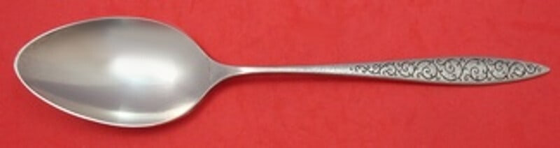 Wallace Spanish Lace Sterling Silver Serving Spoon 8.5 Vintage: Wallace Spanish Lace Sterling Silver Serving Spoon 8.5 Vintage This exquisite serving spoon from the Spanish Lace pattern by Wallace offers a touch of elegance to your dining experience. Crafted from