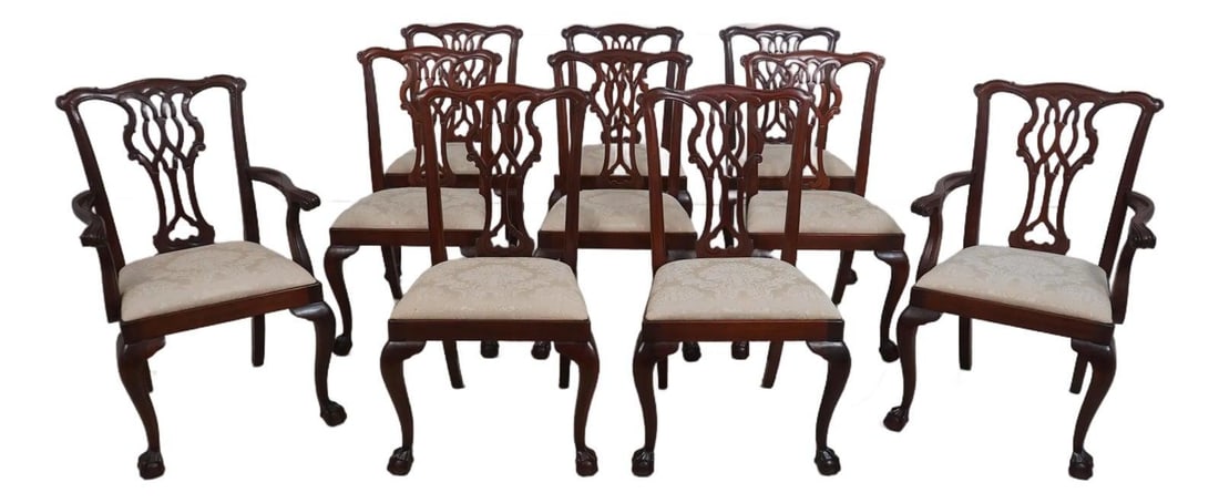 Set of 10 Mahogany Carved Dining Chairs with Queen Anne Legs: Set of 10 Mahogany Carved Dining Chairs with Queen Anne Legs This exquisite set of 10 Councill Craftsmen dining chairs embodies timeless elegance and superior craftsmanship. Crafted from mahogany, the
