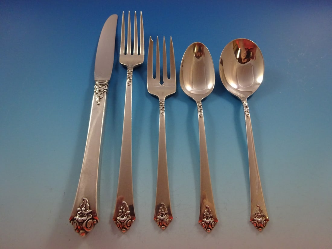Royal Crest Castle Rose Sterling Silver Grille Flatware Set 62 Pcs with Storage Chest: Royal Crest Castle Rose Sterling Silver Grille Flatware Set 62 Pcs with Storage Chest Experience the elegance of the Castle Rose flatware set by Royal Crest, crafted from high-quality sterling silver.