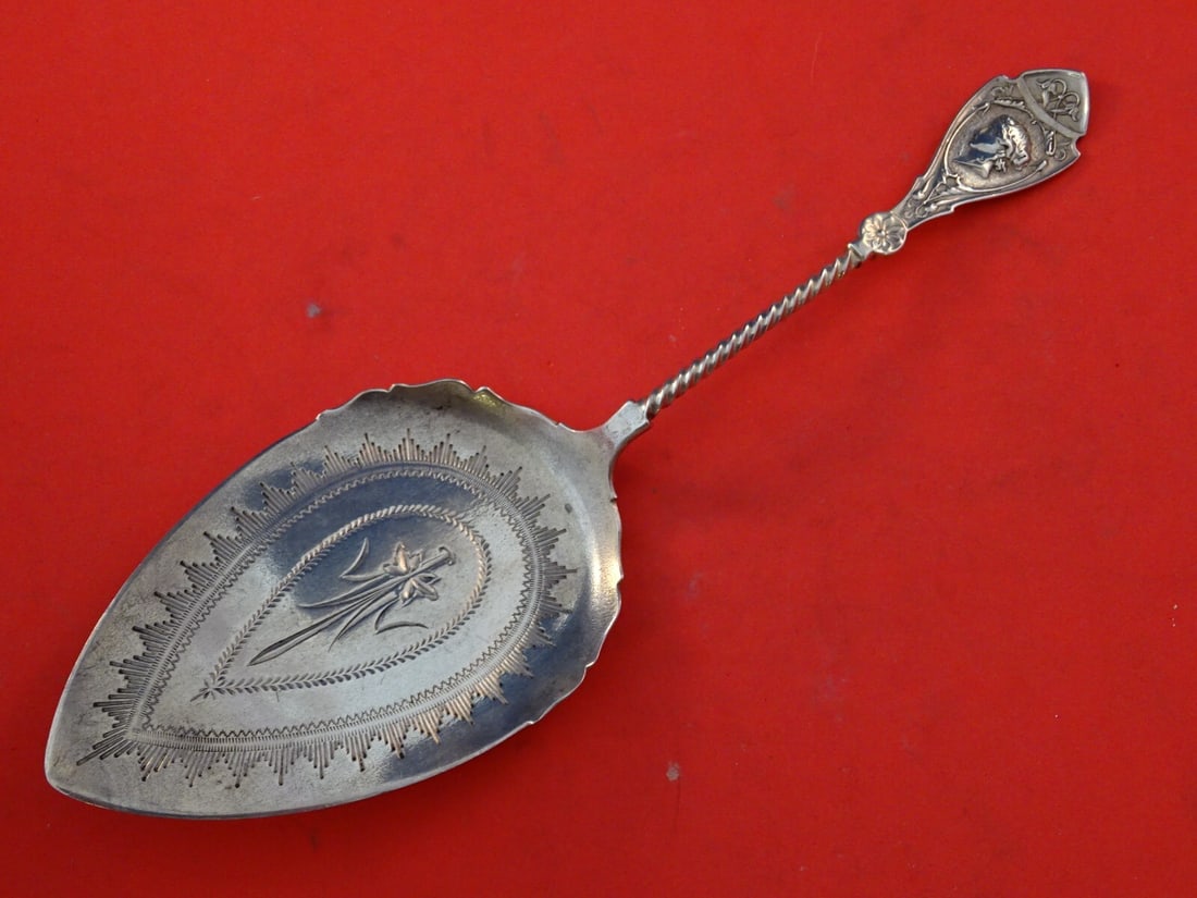 Victorian Wood & Hughes Sterling Silver Pie Server Medallion with Twist 8 3/4" Monogrammed: Victorian Wood & Hughes Sterling Silver Pie Server Medallion with Twist 8 3/4" Monogrammed This exquisite pie server from Wood & Hughes features the elegant 'Medallion with Twist' pattern, crafted fro
