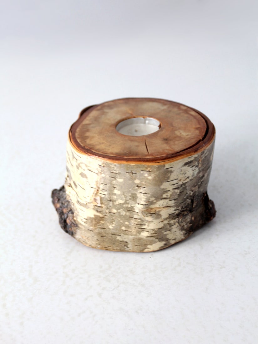 Rustic Vintage Birch Log Tea Light Candle Holder 3.5 Inch: Rustic Vintage Birch Log Tea Light Candle Holder 3.5 Inch Enhance your space with this charming vintage tea light candle holder, skillfully hand-crafted from a birch tree log. Its rustic design adds a
