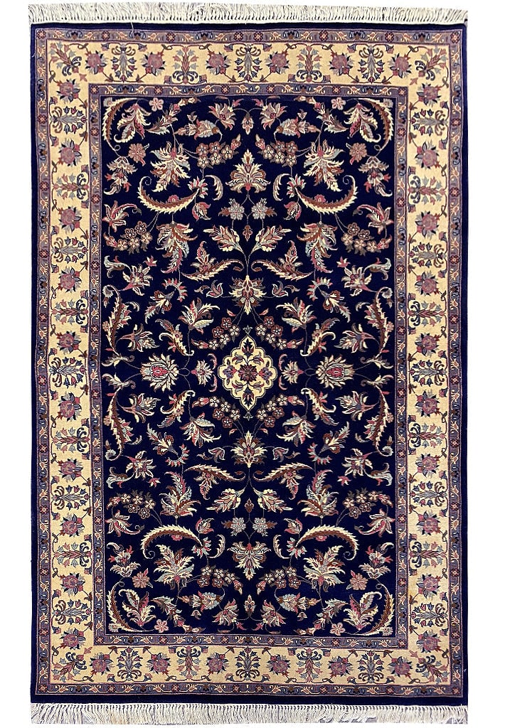 Royal Blue Handmade Wool Rug 4.7 x 7.3 Feet Pre-Owned: Royal Blue Handmade Wool Rug 4.7 x 7.3 Feet Pre-Owned Free continental US Shipping Enhance your living space with this exquisite handmade wool rug, featuring a rich royal blue hue. Measuring 4.7 x 7.3