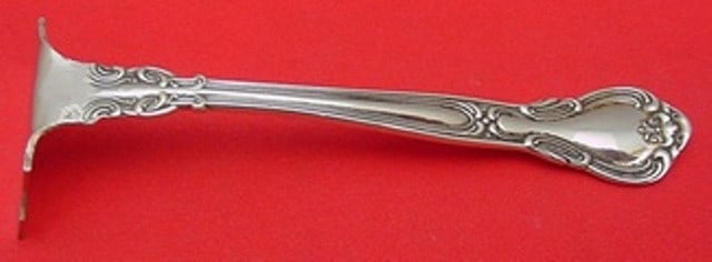 Georg Jensen Acorn Sterling Silver Baby Food Pusher Custom Made 4.25": Georg Jensen Acorn Sterling Silver Baby Food Pusher Custom Made 4.25" This exquisite Acorn pattern baby food pusher by Georg Jensen is a custom made-to-order piece crafted from high-quality sterling s