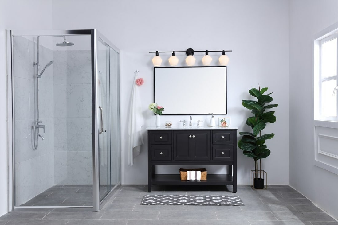 Gene 5-Light Wall Sconce Black Metal Frosted Glass: Gene 5-Light Wall Sconce Black Metal Frosted Glass Illuminate your space with this elegant 5-light wall sconce, featuring a striking black metal finish and frosted white glass shades. Designed in a mo