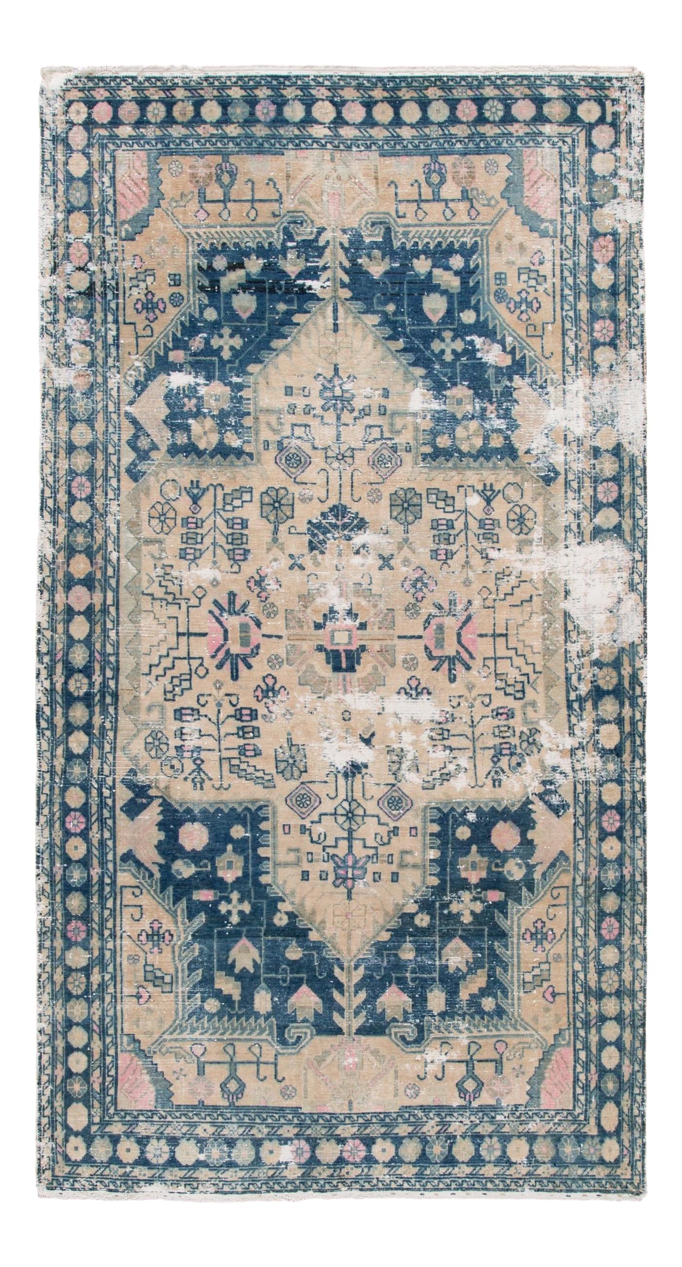 Vintage Persian Heriz Wool Rug 4'8 x 8'10 Blue Ivory Medallion: Vintage Persian Heriz Wool Rug 4'8 x 8'10 Blue Ivory Medallion This exquisite vintage Persian Heriz rug showcases a hand-knotted wool construction with a stunning ivory field and delightful blue accen