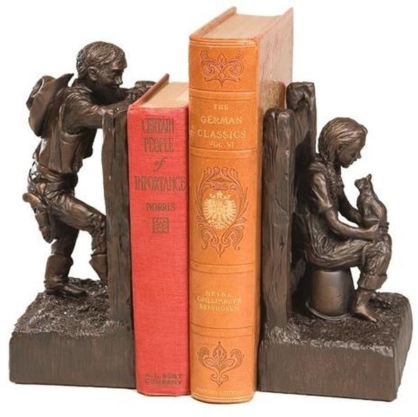 Rustic Lodge Ranch Kids Bookends Hand-Cast Resin American West Style: Rustic Lodge Ranch Kids Bookends Hand-Cast Resin American West Style Enhance your child's reading nook with these Rustic Lodge Style Ranch Kids Bookends. Crafted from durable resin, these bookends fea
