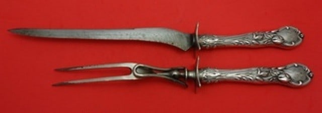 Reed & Barton La Parisienne Sterling Silver 2pc Roast Carving Set: Reed & Barton La Parisienne Sterling Silver 2pc Roast Carving Set This exquisite 2-piece roast carving set from the La Parisienne collection by Reed & Barton is crafted from high-quality Sterling Silv