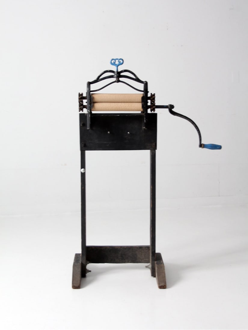 Vintage Antique Laundry Wash Wringer with Blue Accents (1 of 9)