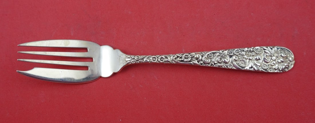 Jenkins & Jenkins Repousse Sterling Silver Salad Fork 6 5/8": Jenkins & Jenkins Repousse Sterling Silver Salad Fork 6 5/8" Elevate your dining experience with this exquisite sterling silver salad fork from Jenkins & Jenkins, featuring the elegant Repousse patter