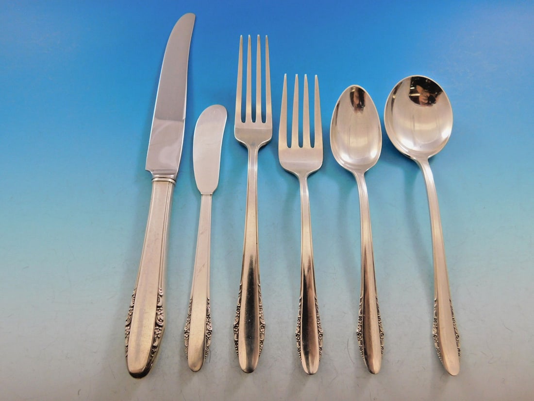 Lunt Festival Sterling Silver Flatware Set for 8 48 Pieces with Bonus Chest: Lunt Festival Sterling Silver Flatware Set for 8 48 Pieces with Bonus Chest Enhance your dining experience with this exquisite Festival by Lunt Sterling Silver Flatware Set for 8, comprising a total o