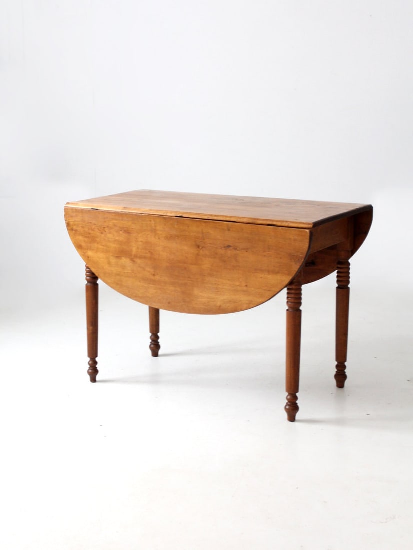 Antique Wooden Drop Leaf Table with Elegant Turned Legs (1 of 10)