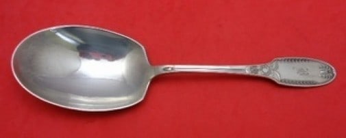 Alvin Marie Antoinette Sterling Silver Berry Spoon 9.25": Alvin Marie Antoinette Sterling Silver Berry Spoon 9.25" This exquisite serving spoon features the elegant Marie Antoinette pattern by Alvin, crafted from high-quality sterling silver. With a length o