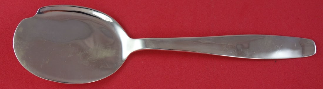 Allan Adler Swedish Modern Sterling Silver Jelly Server 7.5 Inch: Allan Adler Swedish Modern Sterling Silver Jelly Server 7.5 Inch This exquisite jelly server is a stunning example of Swedish Modern design by Allan Adler. Crafted from high-quality sterling silver, t