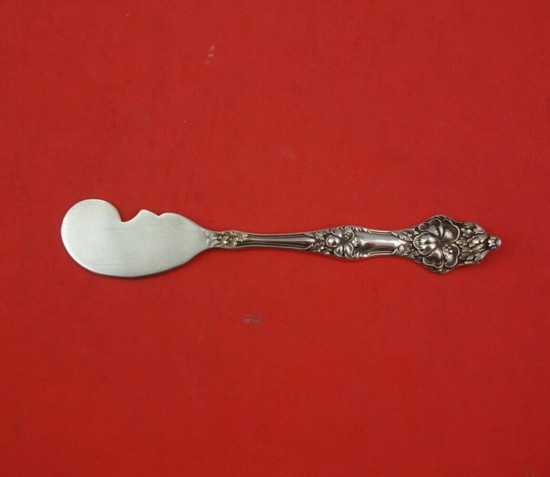 Baker-Manchester Landers #2 Sterling Silver Pate Knife 5 Inch: Baker-Manchester Landers #2 Sterling Silver Pate Knife 5 Inch Introducing the Landers #2 Pate Knife by Baker-Manchester, a stunning heirloom piece crafted from high-quality sterling silver. This origi