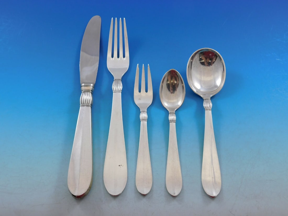 Jens Andersen Baronesse Sterling Silver Flatware Set 44 pcs Mid-Century Modern: Jens Andersen Baronesse Sterling Silver Flatware Set 44 pcs Mid-Century Modern Enhance your dining experience with this exquisite 44-piece flatware set from Jens Andersen, featuring the elegant Barone
