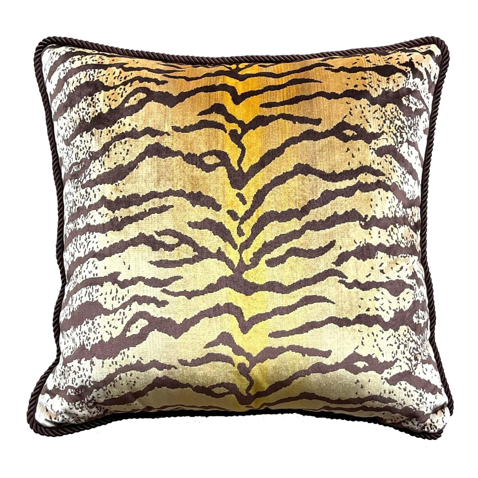 Vintage Boho Tiger Print Throw Pillow by Scalamandre: Vintage Boho Tiger Print Throw Pillow by Scalamandre Elevate your home decor with this stunning vintage Boho throw pillow, inspired by the iconic "Le Tigre" design from Scalamandre. This luxurious pil