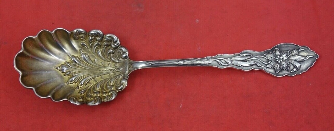 Unger Narcissus Sterling Silver Gold Washed Preserve Spoon 7.25 Inch: Unger Narcissus Sterling Silver Gold Washed Preserve Spoon 7.25 Inch This exquisite preserve spoon is part of the Narcissus pattern by Unger, crafted from high-quality sterling silver with a beautiful