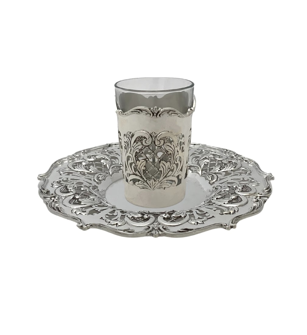 Handmade 925 Sterling Silver Fluted Cup with Tray: Handmade 925 Sterling Silver Fluted Cup with Tray This exquisite cup and tray set showcases fine craftsmanship with its handmade chased fluted lace ornate designs. Composed of 925 sterling silver, thi