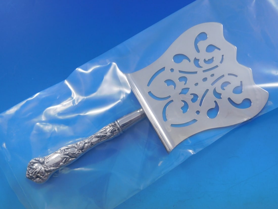 Alvin Bridal Rose Sterling Silver Asparagus Server Custom 8 7/8 Inch: Alvin Bridal Rose Sterling Silver Asparagus Server Custom 8 7/8 Inch This exquisite asparagus server is crafted in the elegant Bridal Rose pattern by Alvin. Made from high-quality sterling silver, it