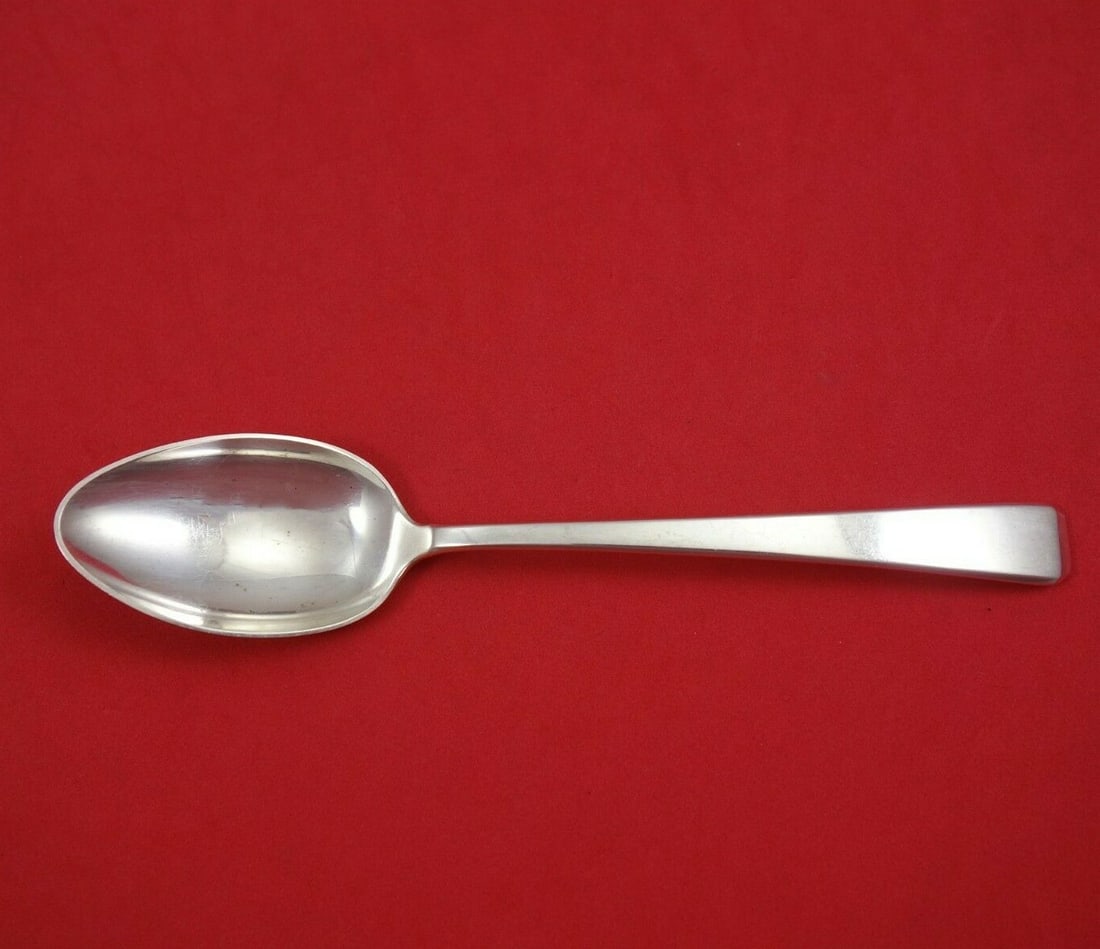 Towle Craftsman Sterling Silver 7 Inch Place Soup Spoon Vintage Flatware: Towle Craftsman Sterling Silver 7 Inch Place Soup Spoon Vintage Flatware Discover a timeless piece of history with this Vintage Craftsman by Towle Sterling Silver Place Soup Spoon. Measuring 7 inches,